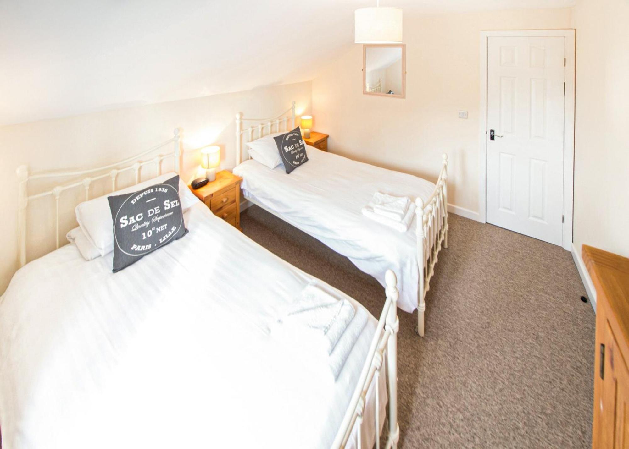 Salterns Village Seaview Kamer foto